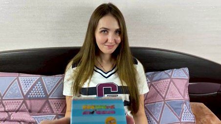 Брат предложил сестре поиграть в секс карты на желание